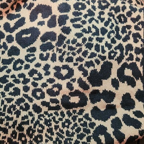 Michael Michael Kors leopard print scarf - Picture 5 of 5